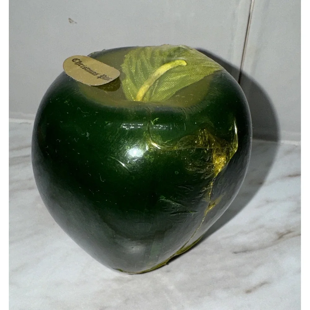 Vintage Green Christmas Pine Scented Candle Apple Shaped. NOS Sealed